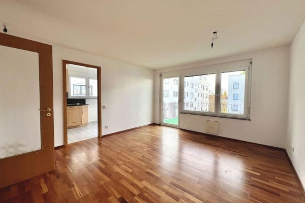 Prenájom bytu 3-izbový 79 m², Cosimastraße 173, München, Bavorsko Prenájom bytu 3-izbový 79 m², Cosimastraße 173, München, Bavorsko