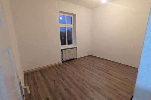 Prenájom bytu 20 m², Ursula-Goetze-Straße 25, Berlin, Berlín Prenájom bytu 20 m², Ursula-Goetze-Straße 25, Berlin, Berlín