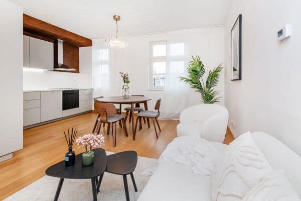 Predaj bytu 5-izbový 139 m², Chodská, Hlavní město Praha Predaj bytu 5-izbový 139 m², Chodská, Hlavní město Praha