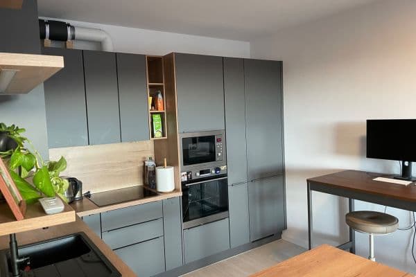 Prenájom bytu 2-izbový 63 m², Mateja Encingera, Bratislava Prenájom bytu 2-izbový 63 m², Mateja Encingera, Bratislava