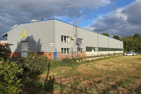 Prenájom nebytového priestoru 1.833 m², Daimlerstraße 5-8, Hörstel, Severné Porýnie - Westfálsko Prenájom nebytového priestoru 1.833 m², Daimlerstraße 5-8, Hörstel, Severné Porýnie - Westfálsko