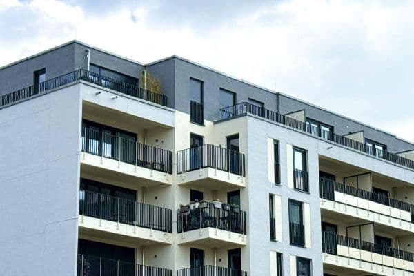 Prenájom bytu 2-izbový 60 m², Schönefeld Prenájom bytu 2-izbový 60 m², Schönefeld