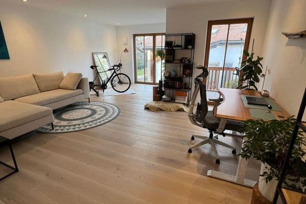 Prenájom bytu 3-izbový 106 m², Oberhaching, Bavorsko Prenájom bytu 3-izbový 106 m², Oberhaching, Bavorsko