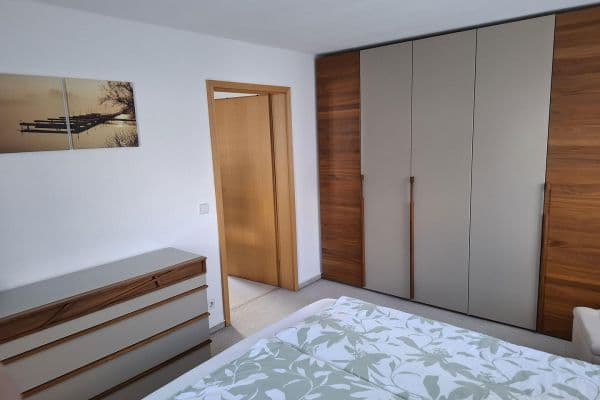 Prenájom bytu 3-izbový 62 m², Stuttgart Prenájom bytu 3-izbový 62 m², Stuttgart