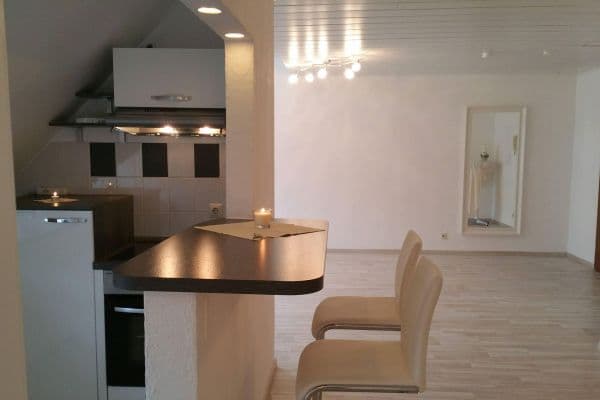 Prenájom bytu 2-izbový 50 m², Neckarwestheim Prenájom bytu 2-izbový 50 m², Neckarwestheim