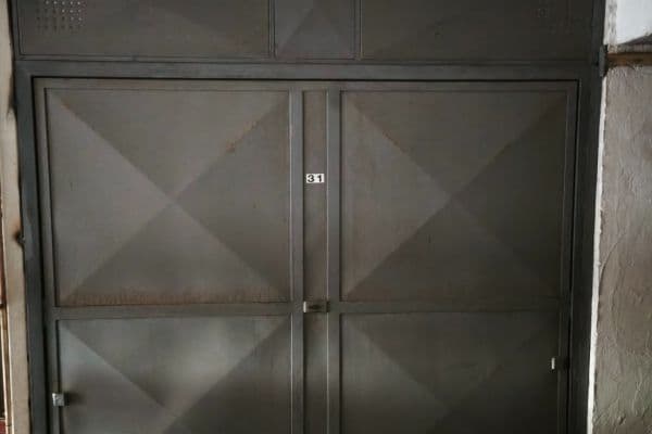 Prenájom garáže 12 m², Ke Špitálskému lesu, Plzeň Prenájom garáže 12 m², Ke Špitálskému lesu, Plzeň