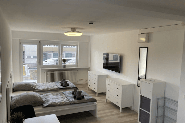 Prenájom bytu 1-izbový 30 m², Julius-Hölder-Straße 14, Stuttgart Prenájom bytu 1-izbový 30 m², Julius-Hölder-Straße 14, Stuttgart