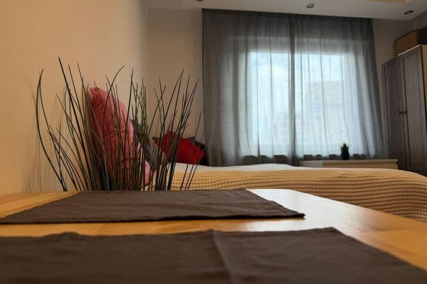 Prenájom bytu 1-izbový 20 m², Köln, Severné Porýnie - Westfálsko Prenájom bytu 1-izbový 20 m², Köln, Severné Porýnie - Westfálsko