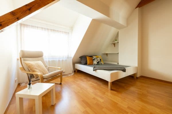 Prenájom bytu 1-izbový 39 m², Klimentská, Hlavní město Praha Prenájom bytu 1-izbový 39 m², Klimentská, Hlavní město Praha