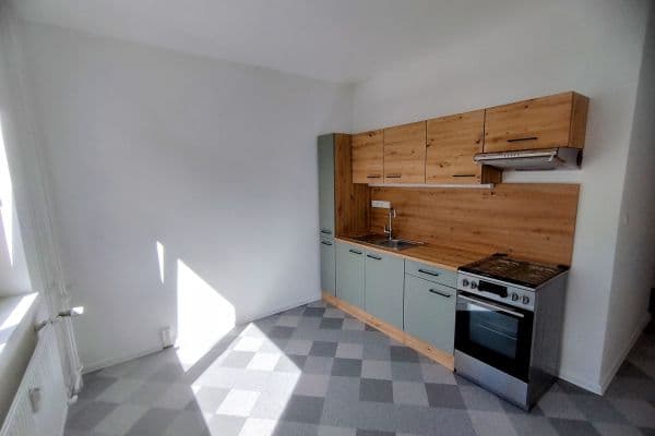 Predaj bytu 2-izbový 60 m², Pod nádražím, Kraslice Predaj bytu 2-izbový 60 m², Pod nádražím, Kraslice