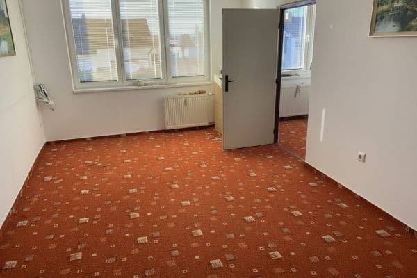 Prenájom bytu 1-izbový 43 m², sídliště Vajgar, Jindřichův Hradec, Jihočeský kraj Prenájom bytu 1-izbový 43 m², sídliště Vajgar, Jindřichův Hradec, Jihočeský kraj