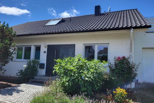 Predaj domu 245 m², pozemek 534 m², Wurmberg Predaj domu 245 m², pozemek 534 m², Wurmberg