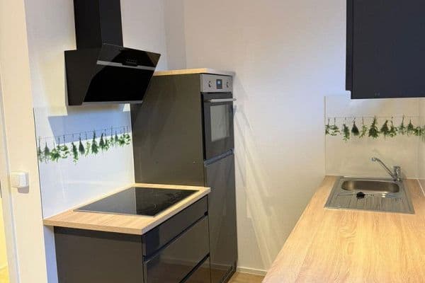 Prenájom bytu 3-izbový 55 m², Heinrichstr., Fulda Prenájom bytu 3-izbový 55 m², Heinrichstr., Fulda