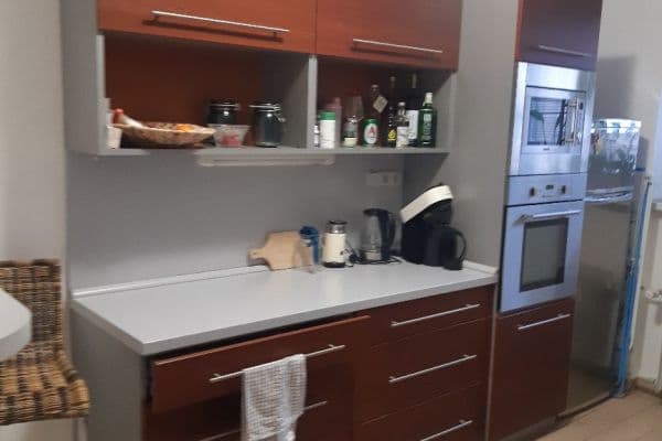 Prenájom bytu 2-izbový 56 m², Skuherského, České Budějovice Prenájom bytu 2-izbový 56 m², Skuherského, České Budějovice