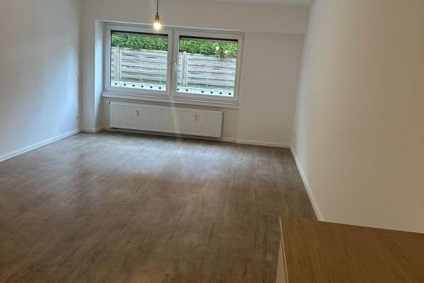 Prenájom bytu 2-izbový 60 m², Rösrather Str.700A, Köln, Severné Porýnie - Westfálsko Prenájom bytu 2-izbový 60 m², Rösrather Str.700A, Köln, Severné Porýnie - Westfálsko