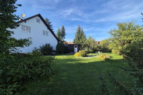 Predaj domu 201 m², pozemek 1.135 m², Landsberger Str., Königsbrunn Predaj domu 201 m², pozemek 1.135 m², Landsberger Str., Königsbrunn