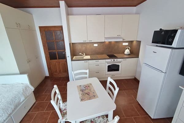 Prenájom bytu 1-izbový 22 m², Medlov Prenájom bytu 1-izbový 22 m², Medlov