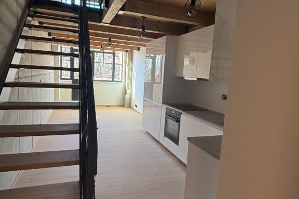 Prenájom bytu 3-izbový 66 m², Kolbenova, Praha Prenájom bytu 3-izbový 66 m², Kolbenova, Praha