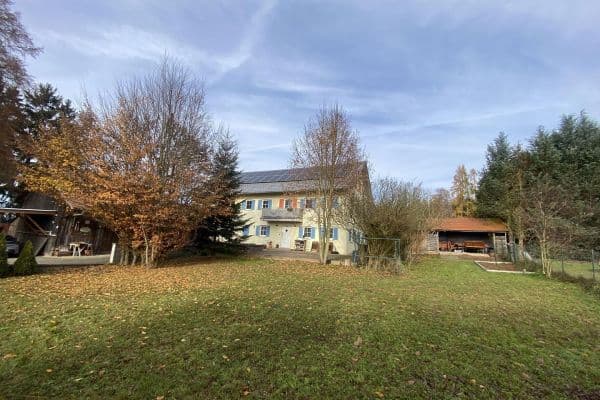 Predaj domu 290 m², pozemek 5.600 m², Niederbayerbach 21, Neufraunhofen Predaj domu 290 m², pozemek 5.600 m², Niederbayerbach 21, Neufraunhofen