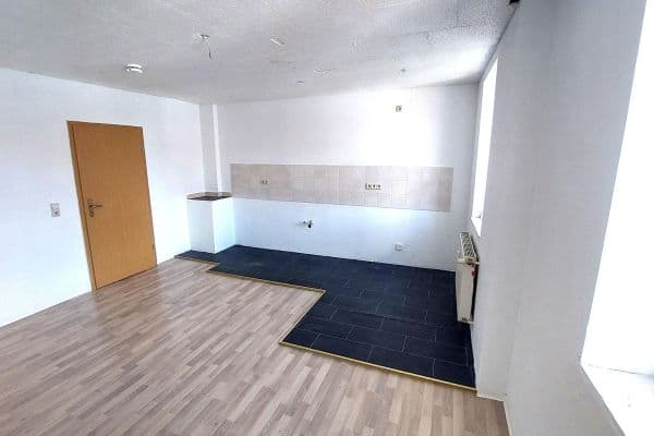 Prenájom bytu 2-izbový 42 m², Hermannstraße 5, Schönebeck Prenájom bytu 2-izbový 42 m², Hermannstraße 5, Schönebeck