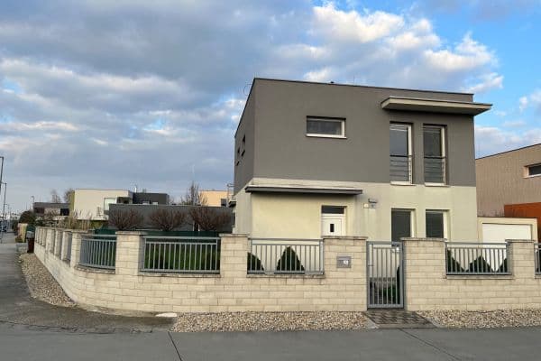 Predaj domu 112 m², pozemek 441 m², Jarabinová, Chorvátsky Grob Predaj domu 112 m², pozemek 441 m², Jarabinová, Chorvátsky Grob