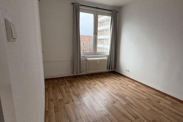 Prenájom bytu 3-izbový 65 m², Hannover Prenájom bytu 3-izbový 65 m², Hannover