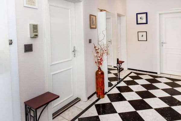 Predaj bytu 2-izbový 75 m², Weinheimer Str. 8, Berlin, Berlín Predaj bytu 2-izbový 75 m², Weinheimer Str. 8, Berlin, Berlín