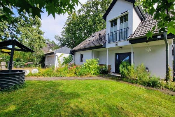 Predaj domu 130 m², pozemek 613 m², Schöneiche bei Berlin Predaj domu 130 m², pozemek 613 m², Schöneiche bei Berlin