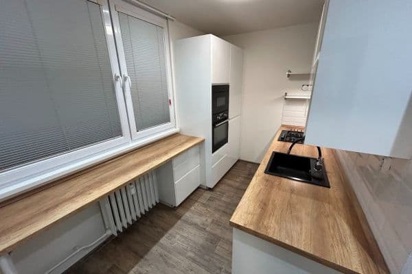 Predaj bytu 3-izbový 59 m², Oráčova, Ostrava, Moravskoslezský kraj Predaj bytu 3-izbový 59 m², Oráčova, Ostrava, Moravskoslezský kraj