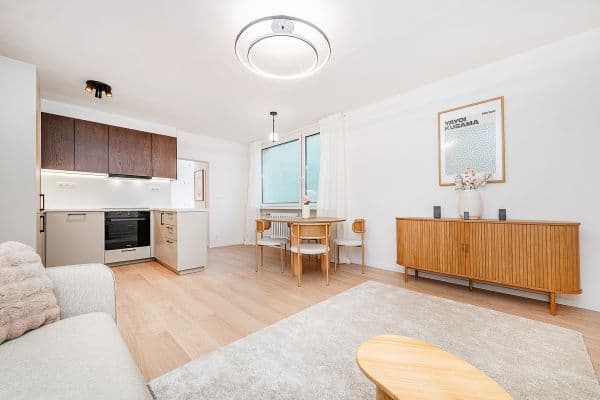Predaj bytu 5-izbový 88 m², Feřtekova, Hlavní město Praha Predaj bytu 5-izbový 88 m², Feřtekova, Hlavní město Praha