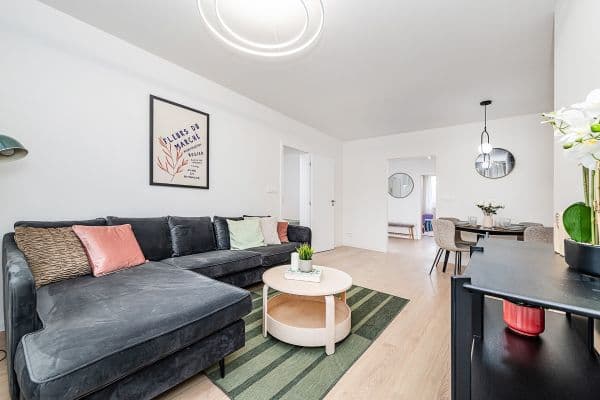 Predaj bytu 5-izbový 88 m², Feřtekova, Hlavní město Praha Predaj bytu 5-izbový 88 m², Feřtekova, Hlavní město Praha