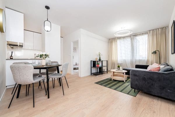 Predaj bytu 5-izbový 88 m², Feřtekova, Hlavní město Praha Predaj bytu 5-izbový 88 m², Feřtekova, Hlavní město Praha