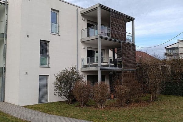 Prenájom bytu 4-izbový 95 m², Mössingen Prenájom bytu 4-izbový 95 m², Mössingen