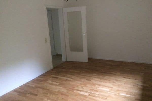 Prenájom bytu 1-izbový 35 m², Stuttgart-Kaltental Prenájom bytu 1-izbový 35 m², Stuttgart-Kaltental