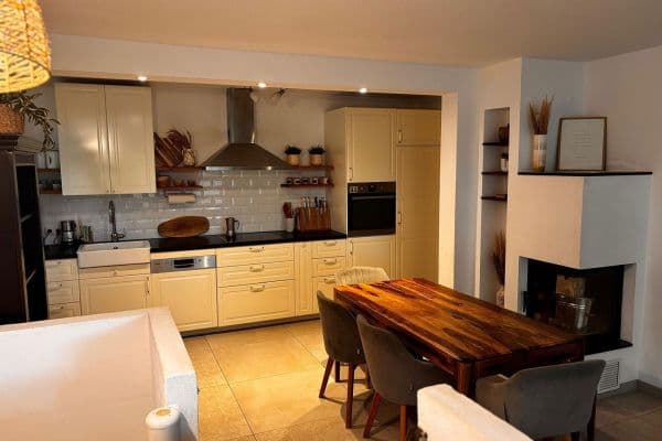 Predaj bytu 4-izbový 100 m², Allinger Straße 149, Puchheim, Bavorsko Predaj bytu 4-izbový 100 m², Allinger Straße 149, Puchheim, Bavorsko