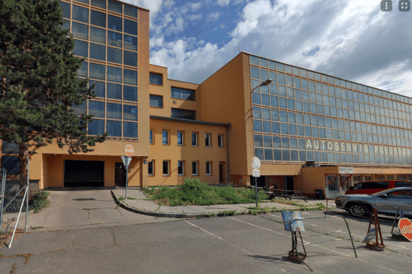 Prenájom garáže 18 m², Lovosická, Praha Prenájom garáže 18 m², Lovosická, Praha