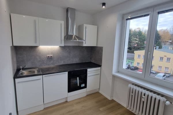 Prenájom bytu 1-izbový 40 m², Bukovany Prenájom bytu 1-izbový 40 m², Bukovany