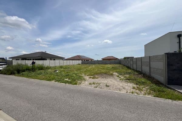 Predaj pozemku 624 m², Miloslavov, Bratislavský kraj Predaj pozemku 624 m², Miloslavov, Bratislavský kraj