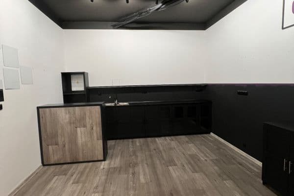 Prenájom nebytového priestoru 24 m², Rýmařovská, Hlavní město Praha Prenájom nebytového priestoru 24 m², Rýmařovská, Hlavní město Praha