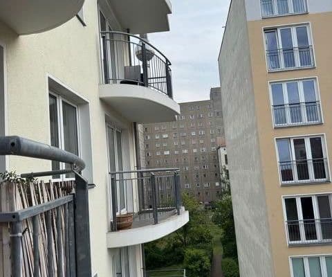 Prenájom bytu 3-izbový 62 m², Kleine Alexanderstraße 12, Berlin, Berlín Prenájom bytu 3-izbový 62 m², Kleine Alexanderstraße 12, Berlin, Berlín