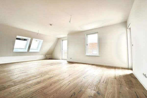 Prenájom bytu 3-izbový 91 m², Kieselbronn Prenájom bytu 3-izbový 91 m², Kieselbronn