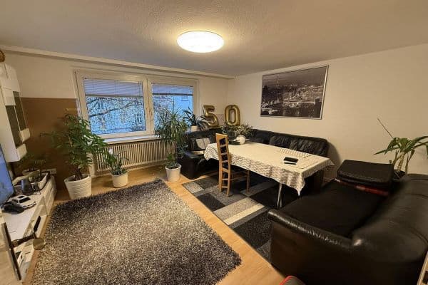 Prenájom bytu 2-izbový 62 m², Paradestr. 33, Wuppertal Prenájom bytu 2-izbový 62 m², Paradestr. 33, Wuppertal