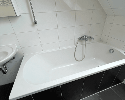 Prenájom bytu 2-izbový 70 m², Hochstr. 108, Hagen Prenájom bytu 2-izbový 70 m², Hochstr. 108, Hagen