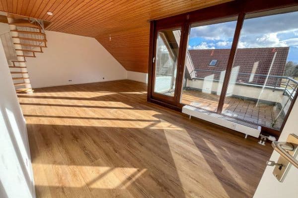 Prenájom bytu 3-izbový 84 m², Filderstadt Prenájom bytu 3-izbový 84 m², Filderstadt