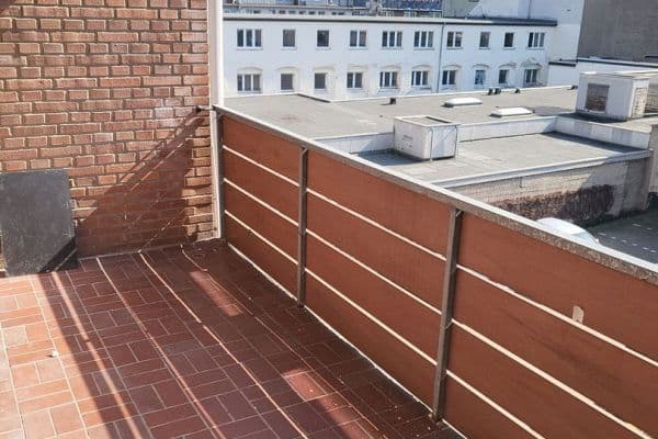 Prenájom bytu 2-izbový 63 m², Rheinstr. 16, Krefeld Prenájom bytu 2-izbový 63 m², Rheinstr. 16, Krefeld