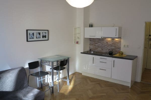 Predaj bytu 1-izbový 23 m², Sokolovská, Praha Predaj bytu 1-izbový 23 m², Sokolovská, Praha