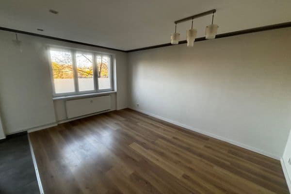 Prenájom bytu 2-izbový 54 m², Na Kopci, Karviná Prenájom bytu 2-izbový 54 m², Na Kopci, Karviná