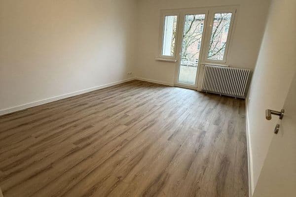 Prenájom bytu 3-izbový 81 m², Nauheimer Straße 29, Berlin, Berlín Prenájom bytu 3-izbový 81 m², Nauheimer Straße 29, Berlin, Berlín