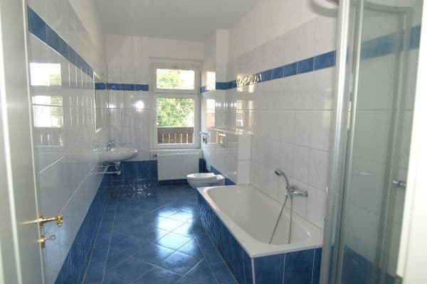 Prenájom bytu 2-izbový 74 m², Südstr. 64, Leipzig, Sasko Prenájom bytu 2-izbový 74 m², Südstr. 64, Leipzig, Sasko