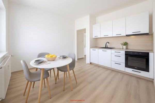 Prenájom bytu 1-izbový 37 m², Slovenská, Prenájom bytu 1-izbový 37 m², Slovenská,